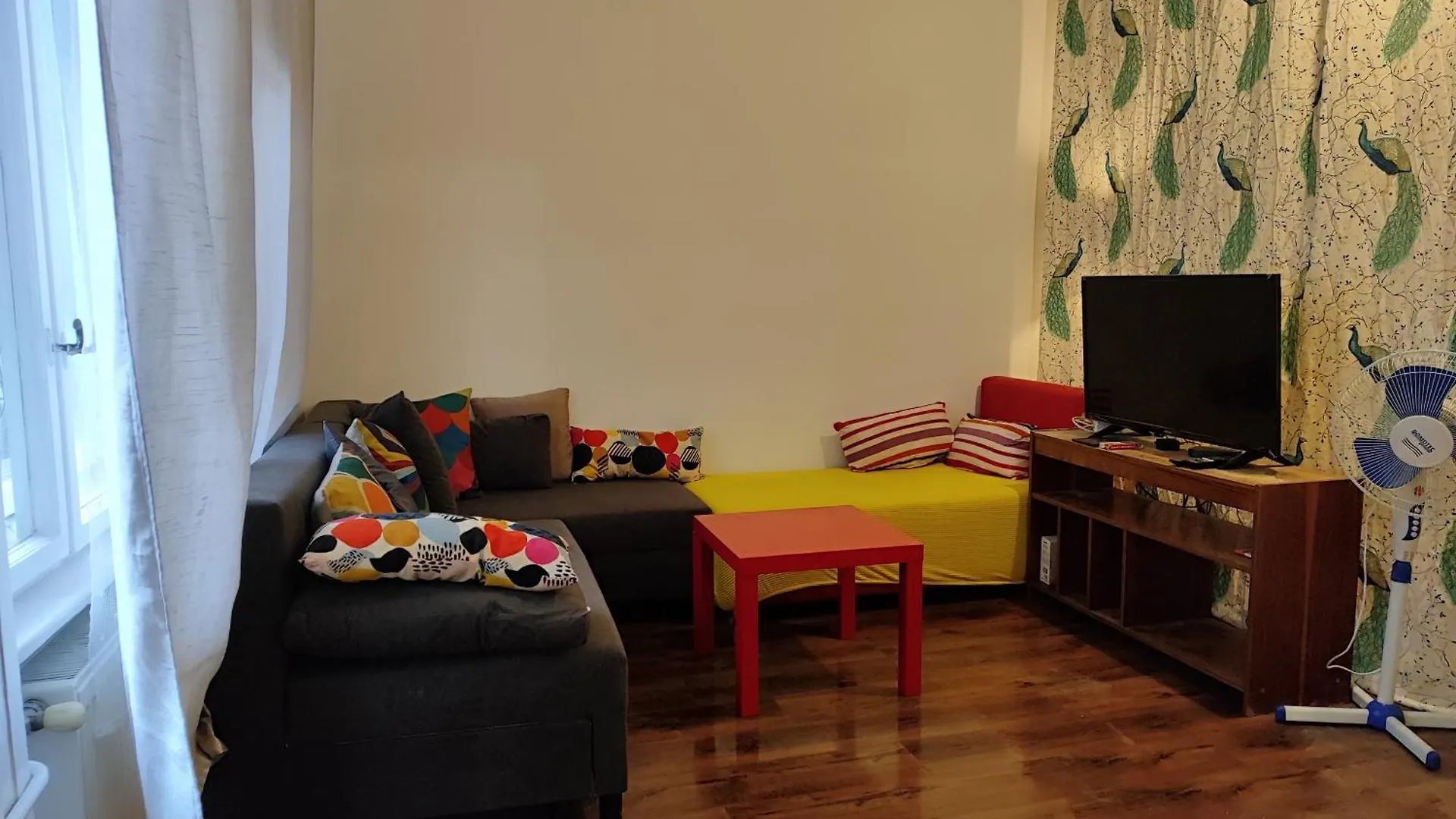 Gasthuis Charmhub Budapest: Your Stylish Sanctuary In The Heart Of The City Hongarije