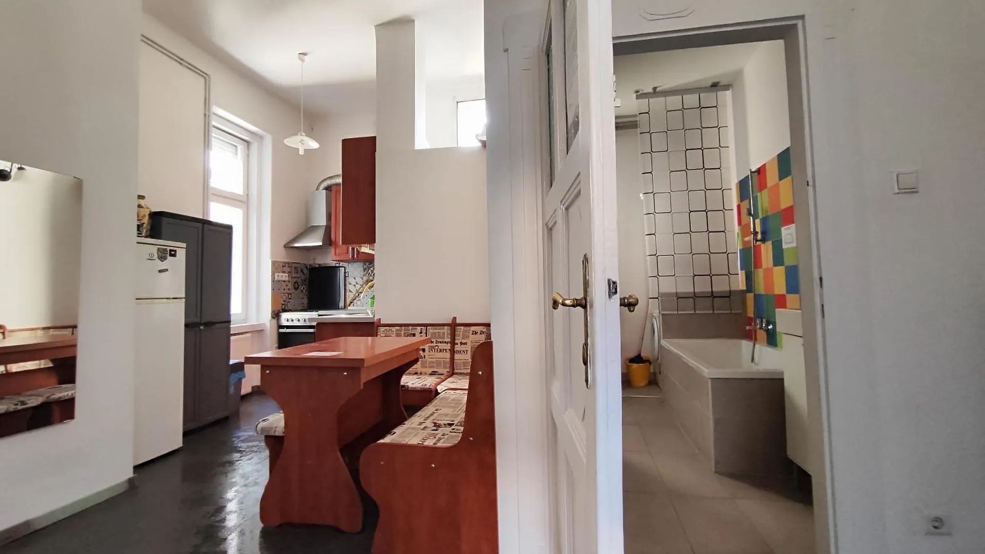 Charmhub Budapest: Your Stylish Sanctuary In The Heart Of The City