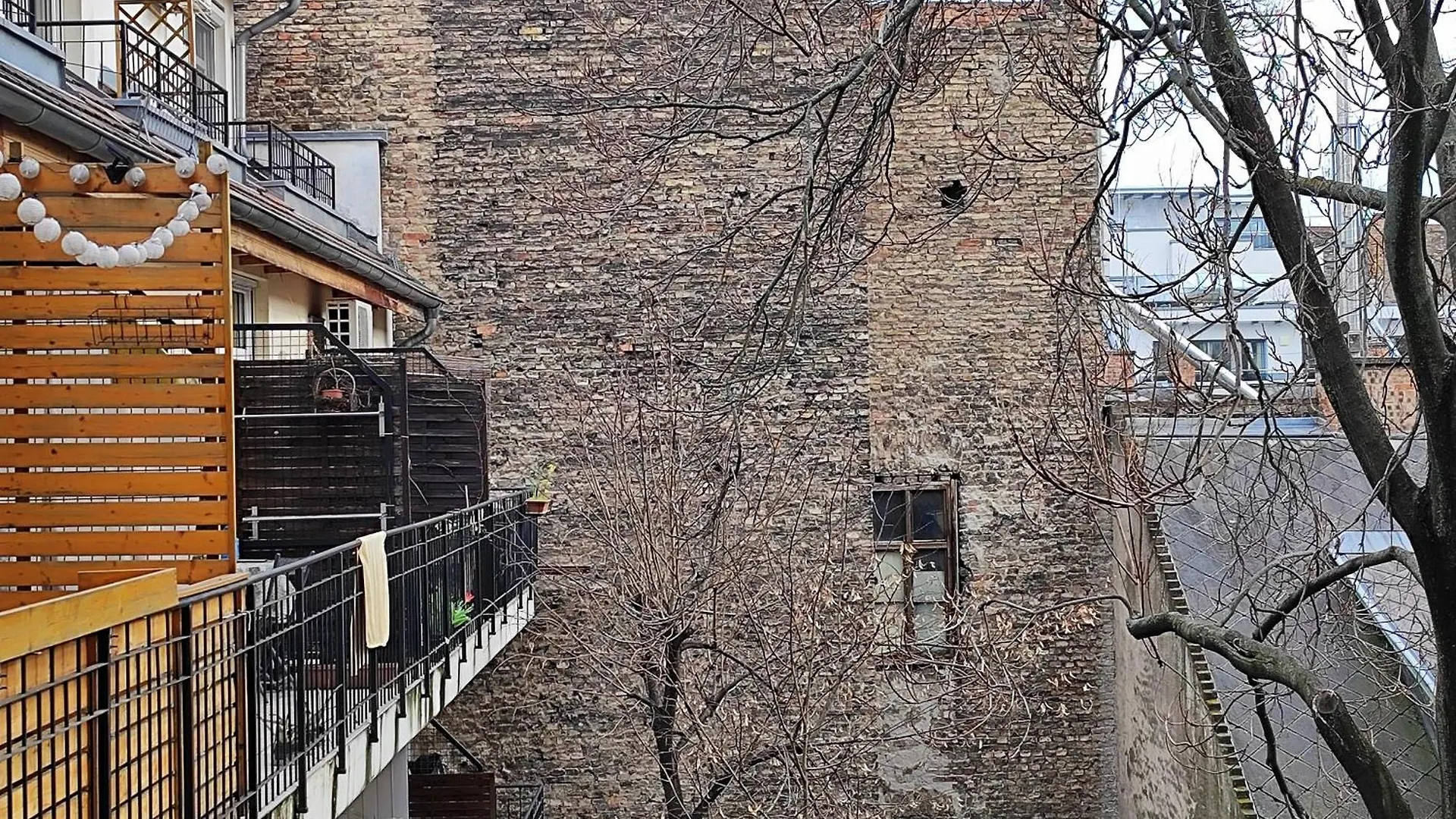 Gasthuis Charmhub Budapest: Your Stylish Sanctuary In The Heart Of The City