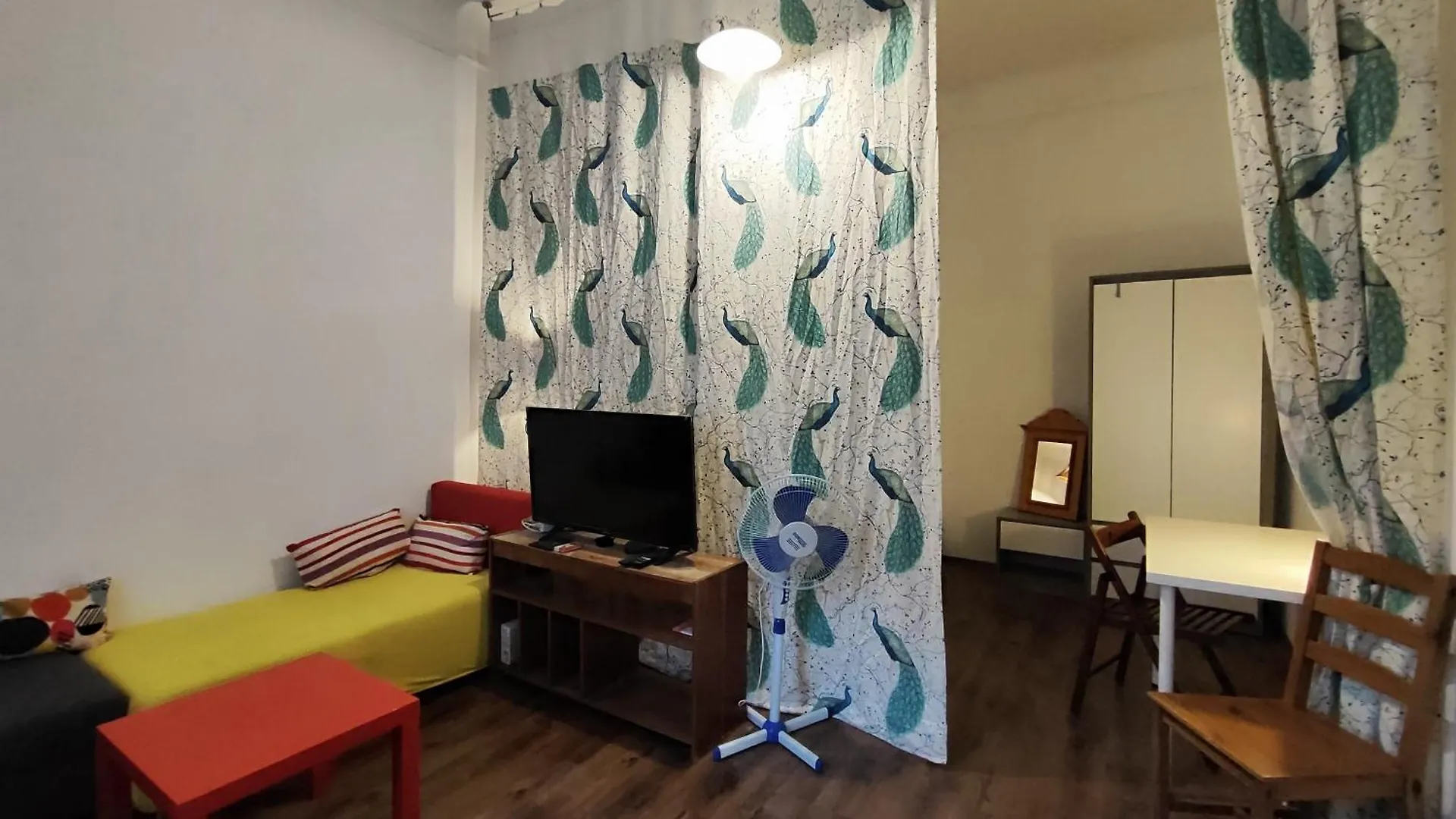 Charmhub Budapest: Your Stylish Sanctuary In The Heart Of The City Ουγγαρία
