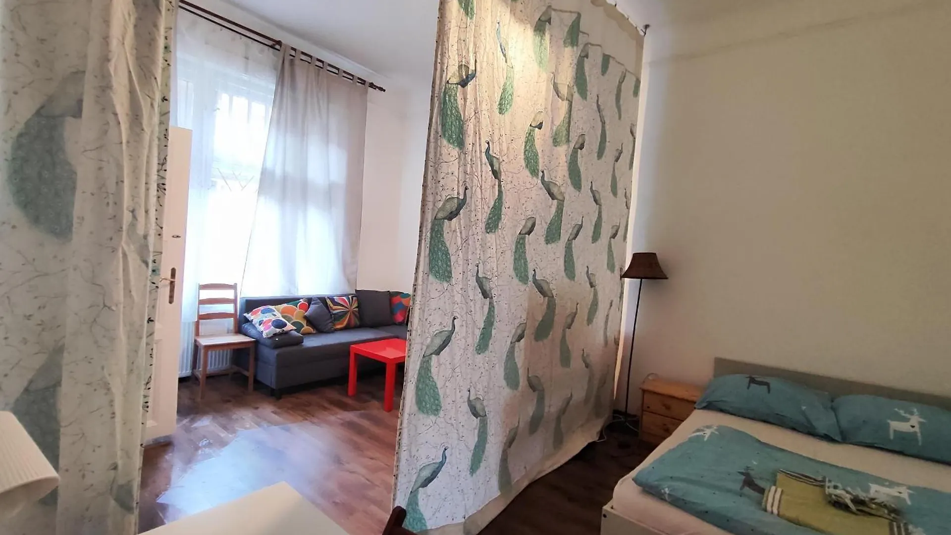 Πανσιόν Charmhub Budapest: Your Stylish Sanctuary In The Heart Of The City